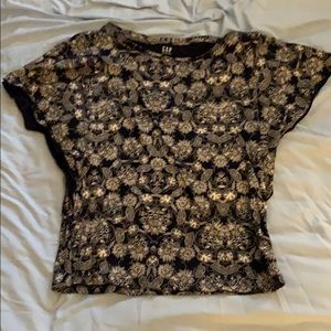Gap Flower vintage wash tee